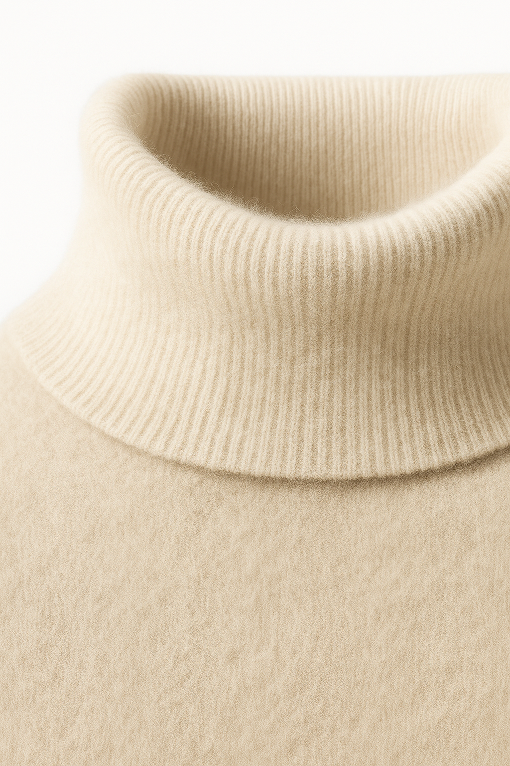 Avenzo Cashmere Turtleneck Ivory