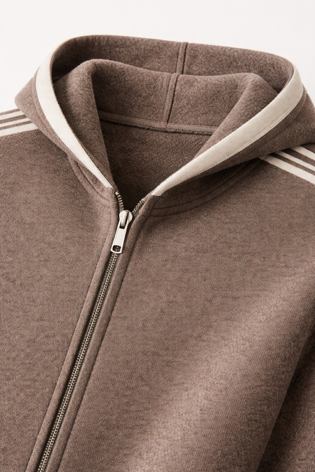 Giancarlo Hooded Zip Set Brown