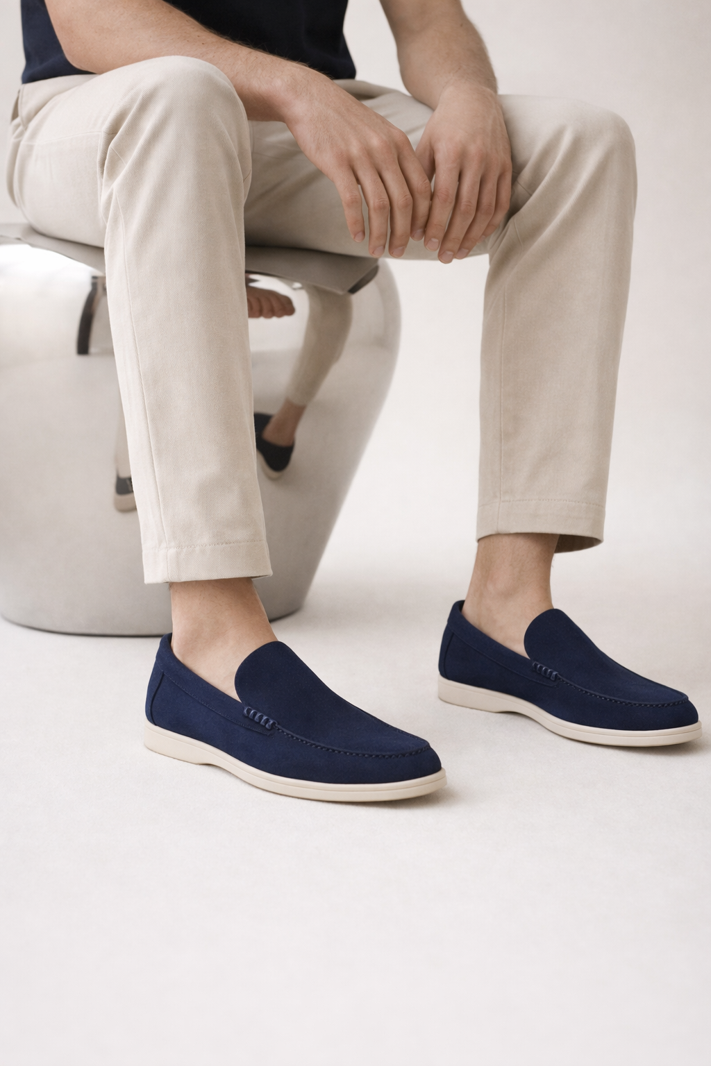 Leonis Suede Loafers Navy