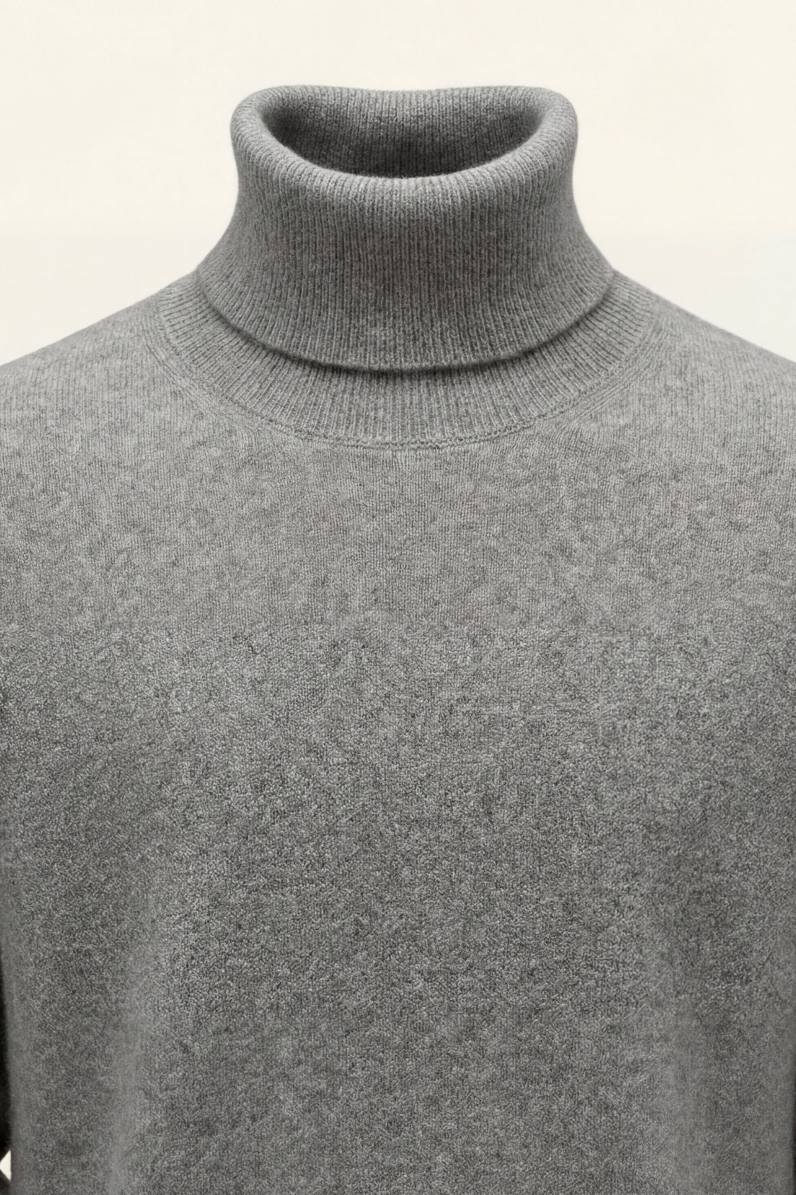 Avenzo Cashmere Turtleneck Grey