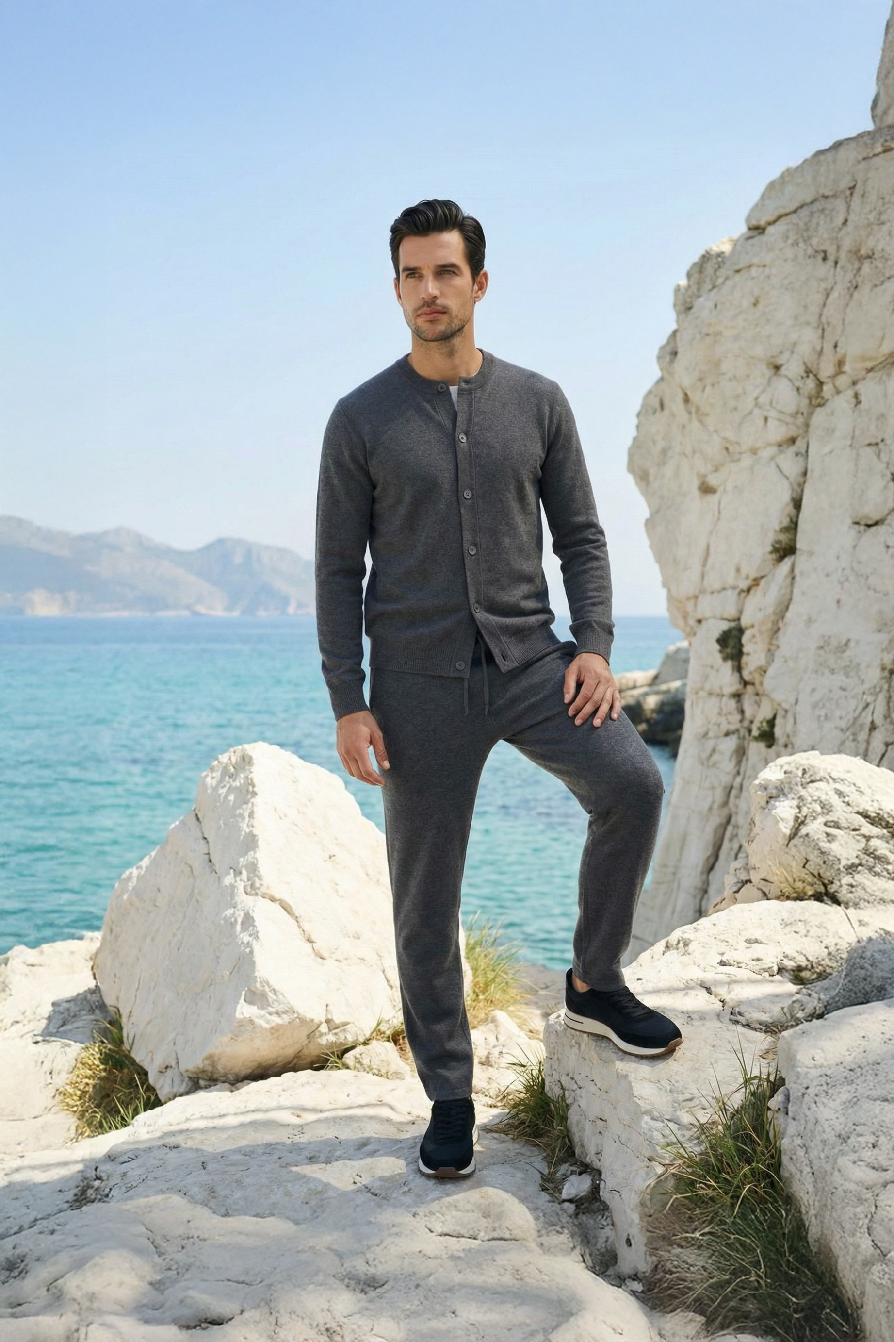 Arlino Buttoned Set Dark Grey