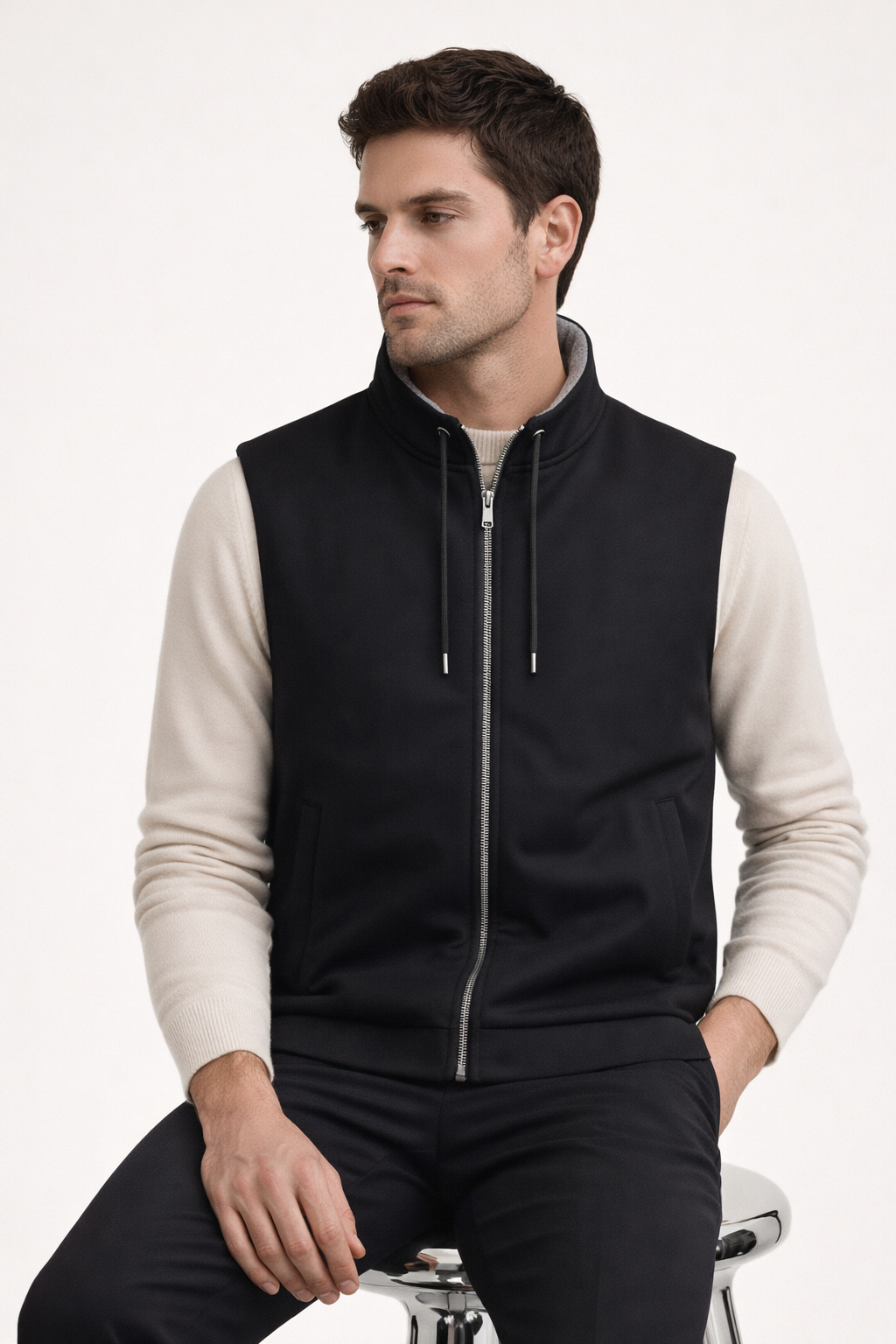 Leonis Reversible Vest Black