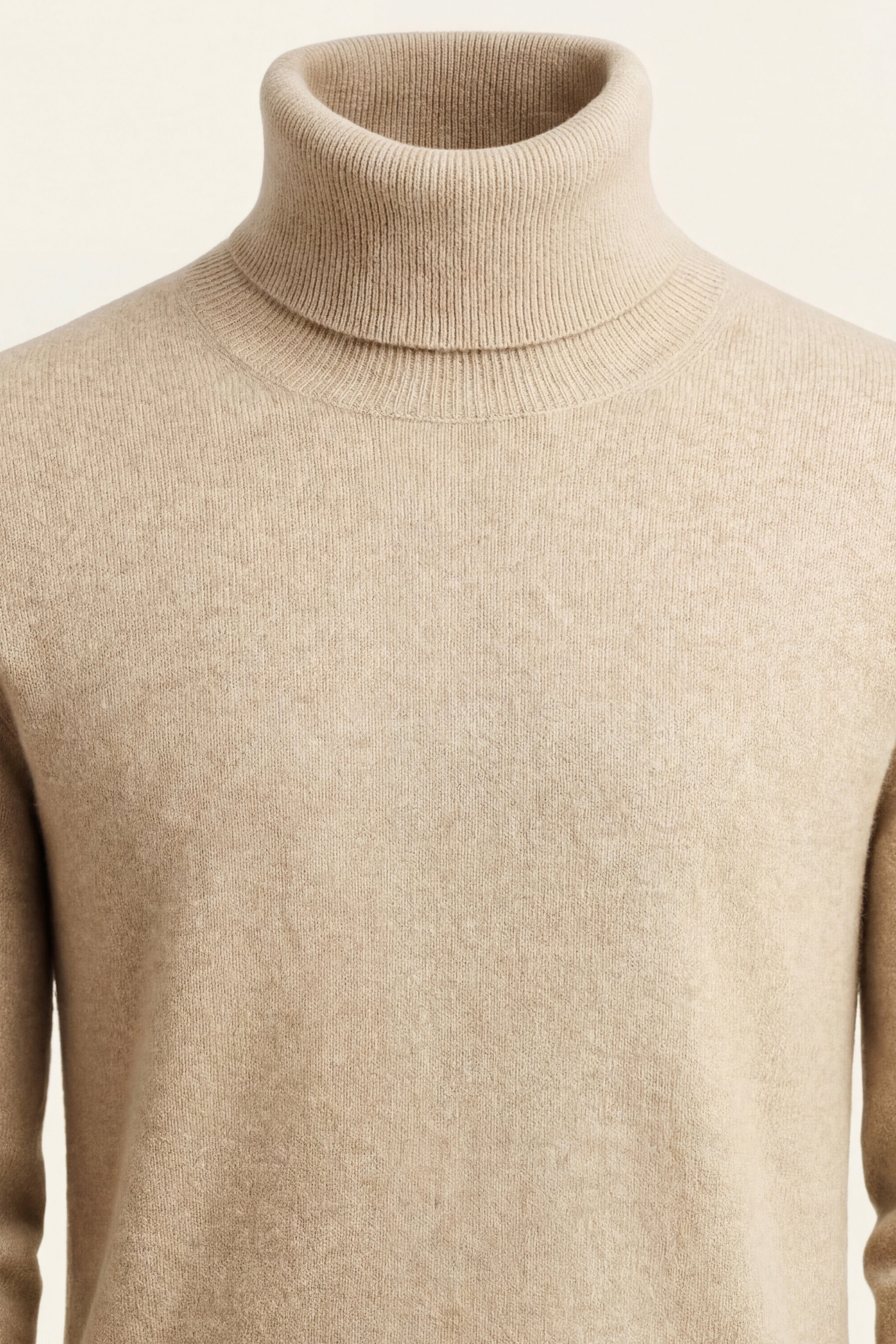 Avenzo Cashmere Turtleneck Beige