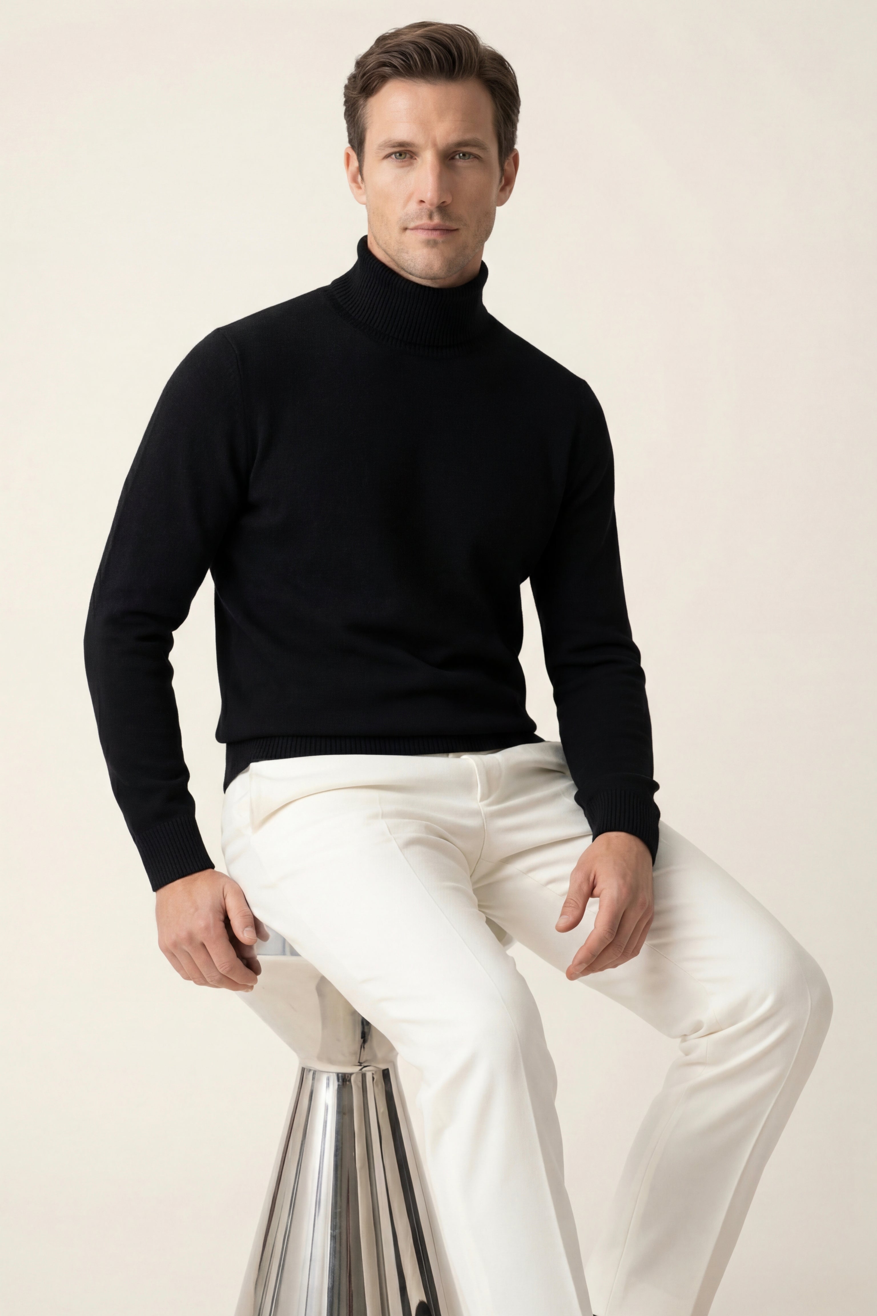 Avenzo Cashmere Turtleneck Black