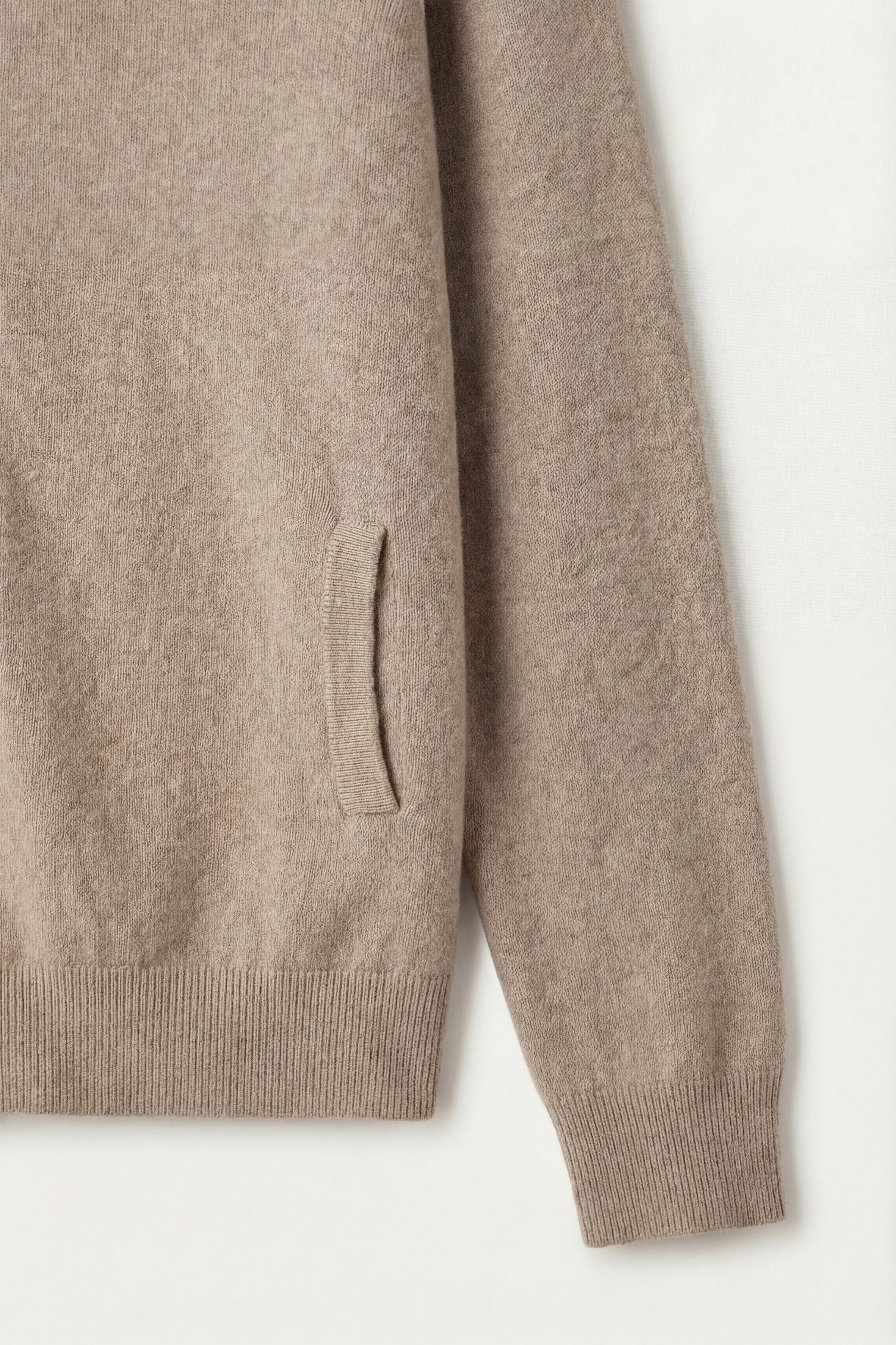 Leonis Cashmere Set Beige